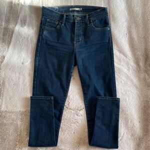 Levi's Deep Indigo Jeans Sz 25